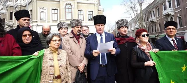 Νέος πονοκέφαλος για τον Ερντογάν: Ξεσηκώνονται και Τσερκέζοι στην Τουρκία